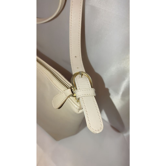 Hunt Club Leather Crossbody - Picture 4 of 9